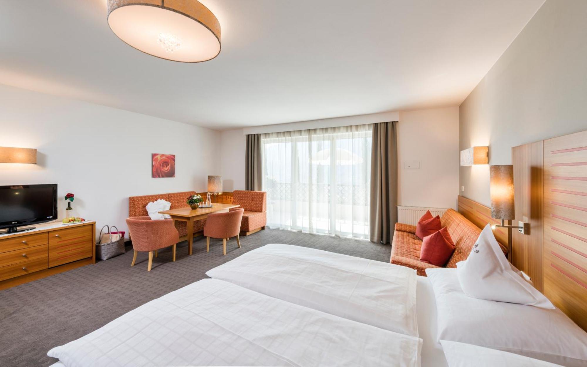 Hotel Lagrein Шена Екстериор снимка